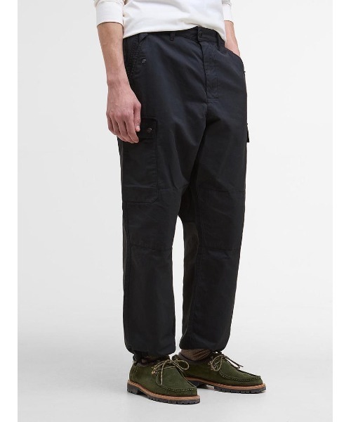 Barbour(バブアー)の「Silverbay ツイルパンツ(メンズ)(その他パンツ・メンズ・ブラック/カーキ・28/30/32)」の9枚目の写真