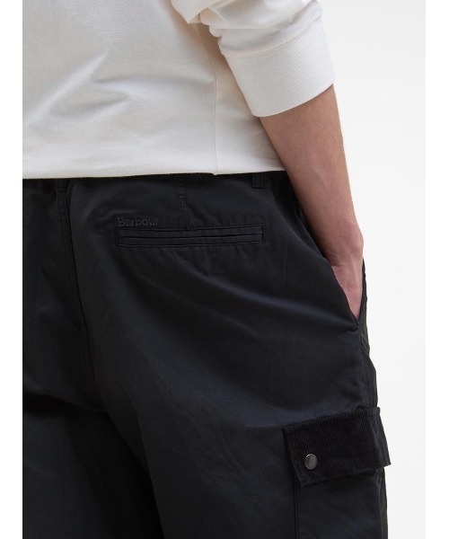 Barbour(バブアー)の「Silverbay ツイルパンツ(メンズ)(その他パンツ・メンズ・ブラック/カーキ・28/30/32)」の11枚目の写真