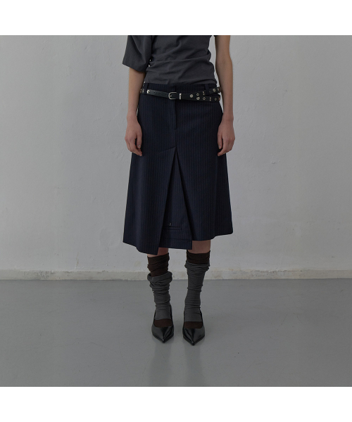 LCDC TM(エルシーディーシーティーエム)の「STRIPED TAILORED MIDI SKIRT (DARK NAVY)(スカート・レディース・その他・SMALL/MEDIUM)」の5枚目の写真