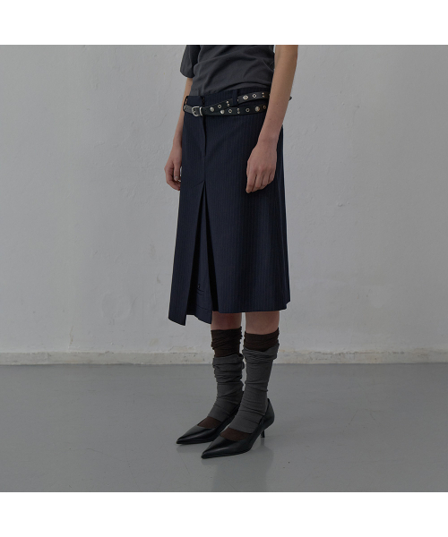 LCDC TM(エルシーディーシーティーエム)の「STRIPED TAILORED MIDI SKIRT (DARK NAVY)(スカート・レディース・その他・SMALL/MEDIUM)」の6枚目の写真