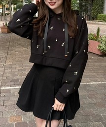 フラワー刺繍スウェットトップス トレーナー 秋服 冬服