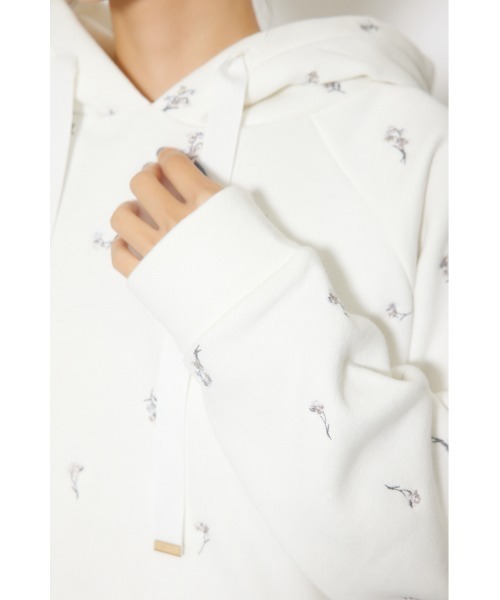 rienda(リエンダ)の「フラワー刺繍スウェットトップス トレーナー 秋服 冬服(スウェット・レディース・ホワイト/ブラック/ピンク・FREE)」の22枚目の写真