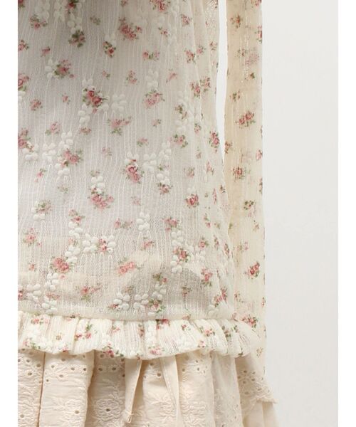 merry jenny(メリージェニー)の「rabbitレースフードtops(Tシャツ/カットソー・レディース・オフホワイト/ミント/アイボリー・FREE)」の4枚目の写真