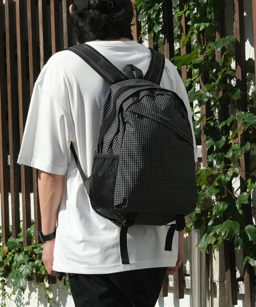 POSH-PROJECTS(ポッシュプロジェクト)の「F155 ブレードバックパック ブラックグリッドストップ(バックパック/リュック・レディース・ブラック・FREE)」の8枚目の写真