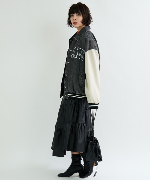 A.D.C.L.（エーディーシーエル）の「ロゴ刺繍入り デニム スタジアムジャンパー（スタジャン・レディース・ブルー/ブラック・M/L）」の22枚目の写真