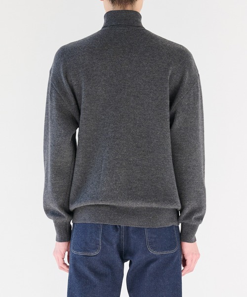 STUDIOUS（ステュディオス）の「【STUDIOUS】CASHMERE WOOL TURTLENECK KNIT（ニット/セーター・メンズ・ブラック/ダークグレー/ホワイト/ブラウン・1/2/3）」の17枚目の写真