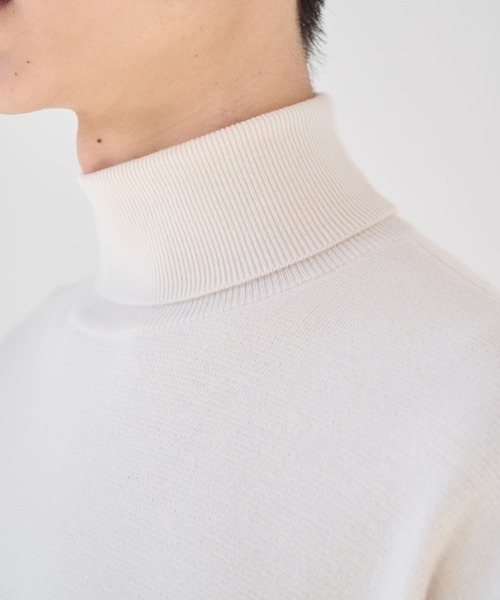 STUDIOUS（ステュディオス）の「【STUDIOUS】CASHMERE WOOL TURTLENECK KNIT（ニット/セーター・メンズ・ブラック/ダークグレー/ホワイト/ブラウン・1/2/3）」の9枚目の写真