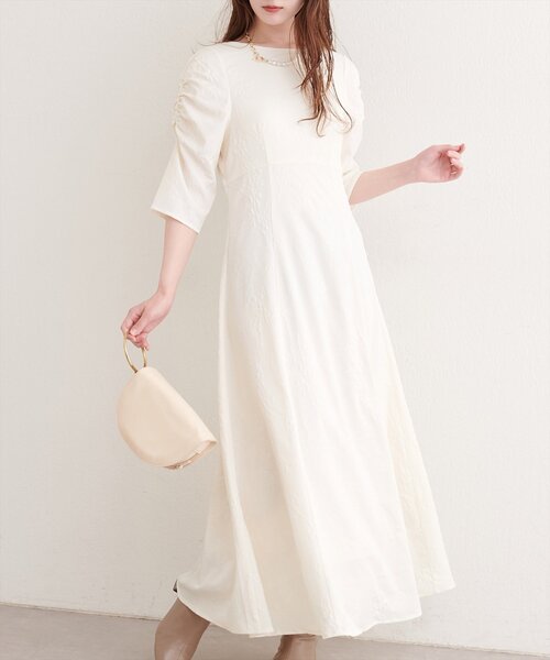 natural couture（ナチュラルクチュール）の「フラワージャガードジゴスリーブワンピース（ワンピース・レディース・ブラック/オフホワイト/ベージュ・FREE）」の16枚目の写真