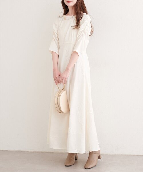 natural couture（ナチュラルクチュール）の「フラワージャガードジゴスリーブワンピース（ワンピース・レディース・ブラック/オフホワイト/ベージュ・FREE）」の14枚目の写真