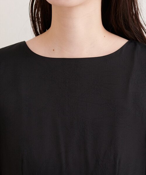 natural couture（ナチュラルクチュール）の「フラワージャガードジゴスリーブワンピース（ワンピース・レディース・ブラック/オフホワイト/ベージュ・FREE）」の7枚目の写真