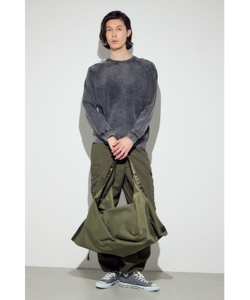 AZUL by moussy(アズールバイマウジー)の「変形トートバッグ(トートバッグ・メンズ・カーキ/ブラック・FREE)」の13枚目の写真