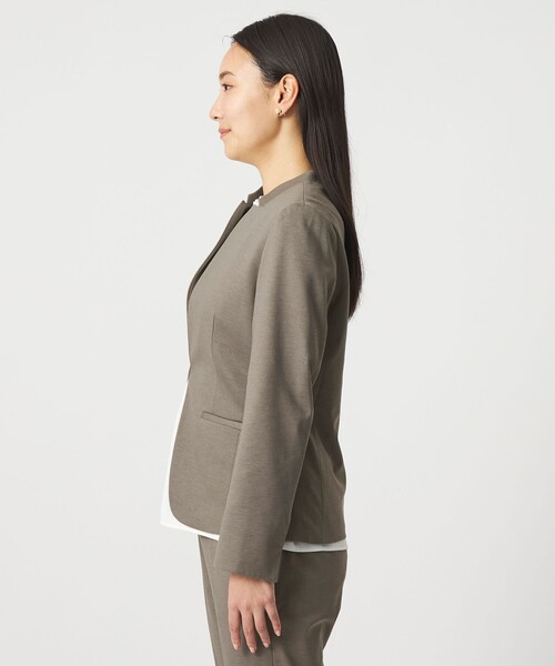A DAY IN THE LIFE UNITED ARROWS（アデイインザライフユナイテッドアローズ）の「ポンチ デザインラペルジャケット ‐セットアップ対応・ウォッシャブル‐＜A DAY IN THE LIFE＞（ノーカラージャケット・レディース・モカ/ダークグレー/ネイビー・36/38/40）」の8枚目の写真