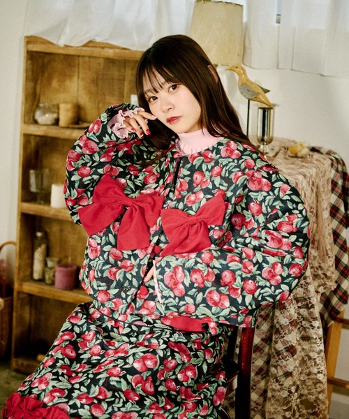 kutir（クティール）の「【クティールとレトロ】マルチウェイゴブランリボンジャケット（テーラードジャケット・レディース・ベージュ/レッド・FREE）」の10枚目の写真