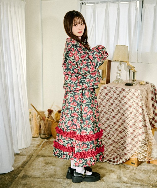 kutir（クティール）の「【クティールとレトロ】マルチウェイゴブランリボンジャケット（テーラードジャケット・レディース・ベージュ/レッド・FREE）」の12枚目の写真