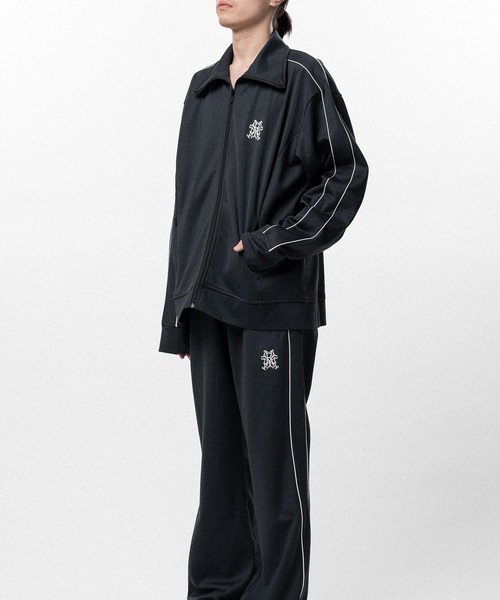 KAMIYA(カミヤ)の「Oversized Track Jacket(ジャージ・メンズ・ブラック・M/S)」の4枚目の写真