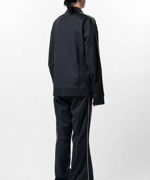 KAMIYA(カミヤ)の「Oversized Track Jacket(ジャージ・メンズ・ブラック・M/S)」の5枚目の写真