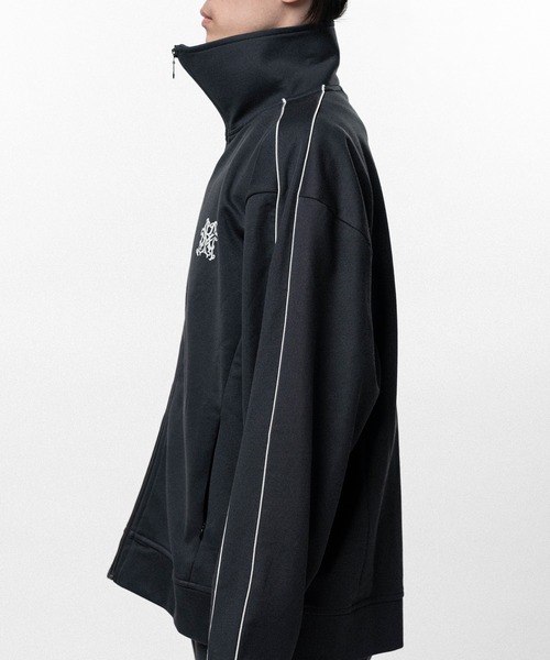 KAMIYA(カミヤ)の「Oversized Track Jacket(ジャージ・メンズ・ブラック・M/S)」の9枚目の写真