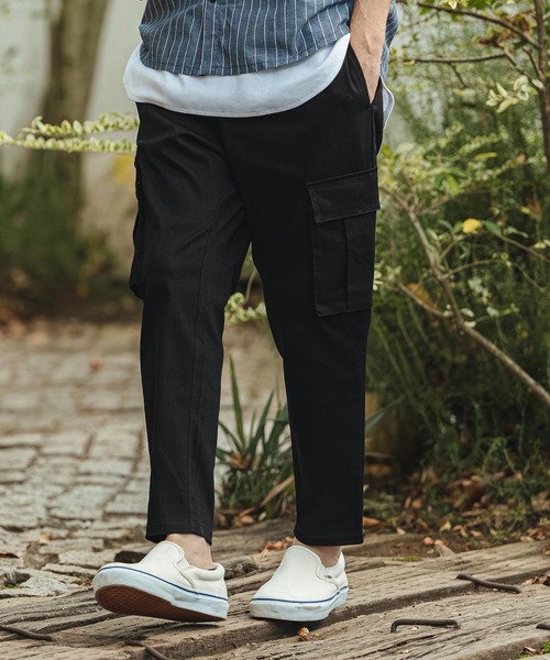 CAMBIO(カンビオ)の「mp14439- Stretch Twill Ankle Tapered Cargo Pants カーゴパンツ(S61526cmb)(カーゴパンツ・メンズ・ダークカーキ/チャコール/ベージュ/ブラック・M/S/L)」の2枚目の写真