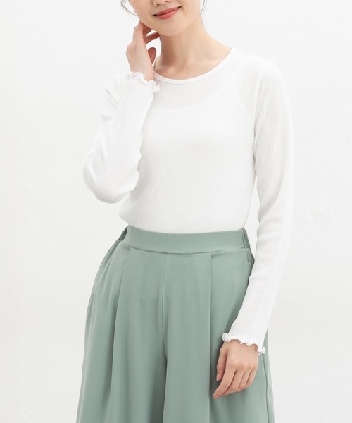 Honeys(ハニーズ)の「メロー使いクルーTシャツ(Tシャツ/カットソー・レディース・ピンク/ライトグレー/サックスブルー/ブラック/オフホワイト・L/M/LL/S)」の2枚目の写真