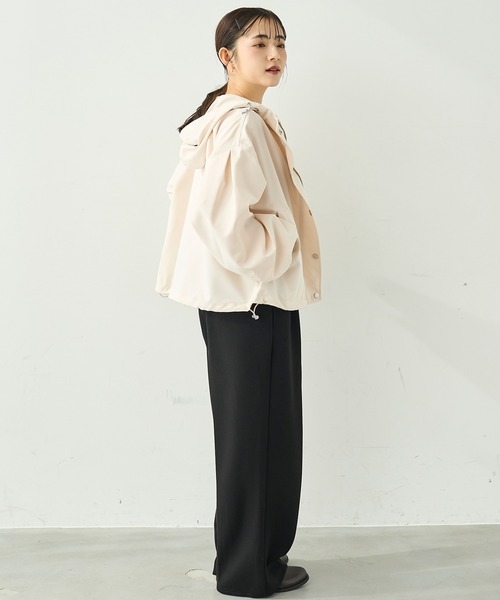 mil（ミル）の「フーディー 　ブルゾン【586107】（マウンテンパーカー・レディース・ブラック/グレイッシュベージュ/オフホワイト・XS/S）」の7枚目の写真