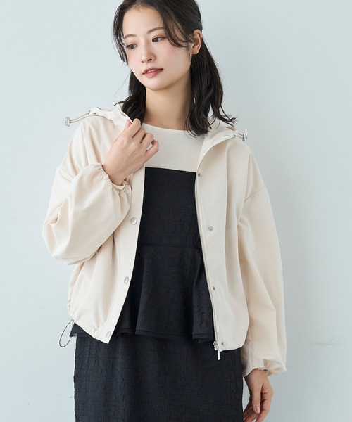 mil（ミル）の「フーディー 　ブルゾン【586107】（マウンテンパーカー・レディース・ブラック/グレイッシュベージュ/オフホワイト・XS/S）」の16枚目の写真