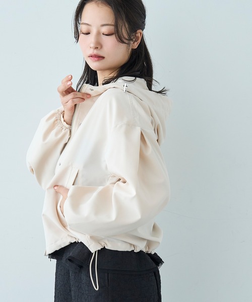 mil（ミル）の「フーディー 　ブルゾン【586107】（マウンテンパーカー・レディース・ブラック/グレイッシュベージュ/オフホワイト・XS/S）」の18枚目の写真