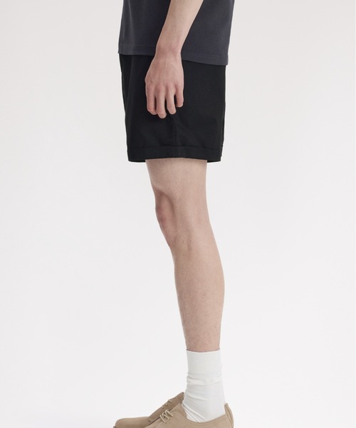 FRED PERRY（フレッドペリー）の「Twill Shorts／ツイルショートパンツ（その他パンツ・メンズ・オートミール/ブラック・32/30/28）」の4枚目の写真