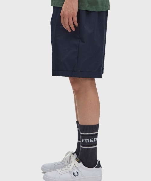 FRED PERRY(フレッドペリー)の「Twill Shorts/ツイルショートパンツ(その他パンツ・メンズ・オートミール/ブラック/ネイビー・32/30/28)」の5枚目の写真