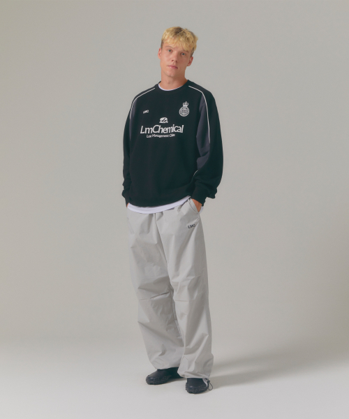 LMCの「CHEMICAL SOCCER SWEATSHIRT navy(スウェット・レディース・その他・S/M/L/XL)」の3枚目の写真