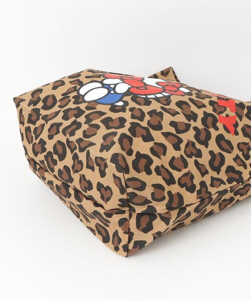sanrio(サンリオ)の「サンリオ ハローキティ - キャンバストートバッグ【CANVAS TOTE BAG HELLO KITTY KT-TTB06】(トートバッグ・レディース・マルチ・FREE)」の4枚目の写真