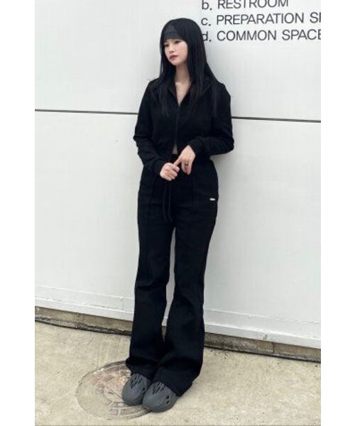 FDR(エフディーアール)の「Crop Essential Zip Up_Black(ナイロンジャケット・レディース・その他・FREE)」の5枚目の写真