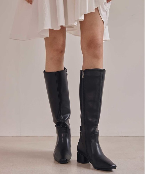 ACYM（アシーム）の「ベティローヒールロングブーツ（ブーツ・レディース・ブラウン/ブラック・SMALL/MEDIUM/LARGE）」の2枚目の写真