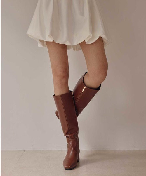 ACYM（アシーム）の「ベティローヒールロングブーツ（ブーツ・レディース・ブラウン/ブラック・SMALL/MEDIUM/LARGE）」の3枚目の写真