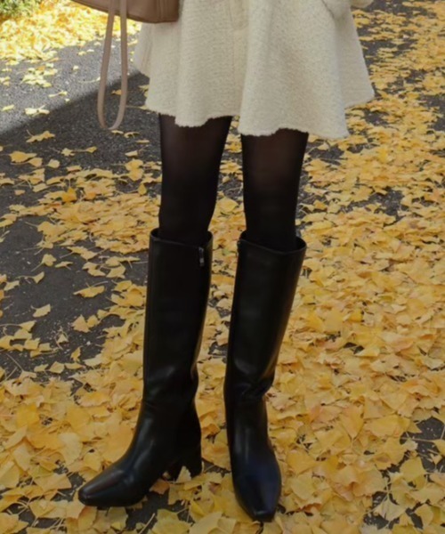 ACYM（アシーム）の「ベティローヒールロングブーツ（ブーツ・レディース・ブラウン/ブラック・SMALL/MEDIUM/LARGE）」の9枚目の写真