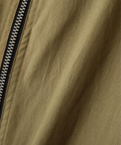 MHL.(エムエイチエル)の「WASHED SLUB COTTON TWILL(ブルゾン・メンズ・カーキ/ブラック・MEDIUM/LARGE)」の12枚目の写真