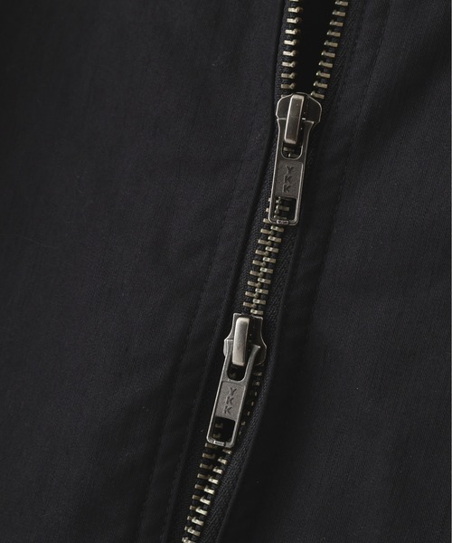 MHL.（エムエイチエル）の「WASHED SLUB COTTON TWILL（ブルゾン・メンズ・カーキ/ブラック・MEDIUM/LARGE）」の6枚目の写真