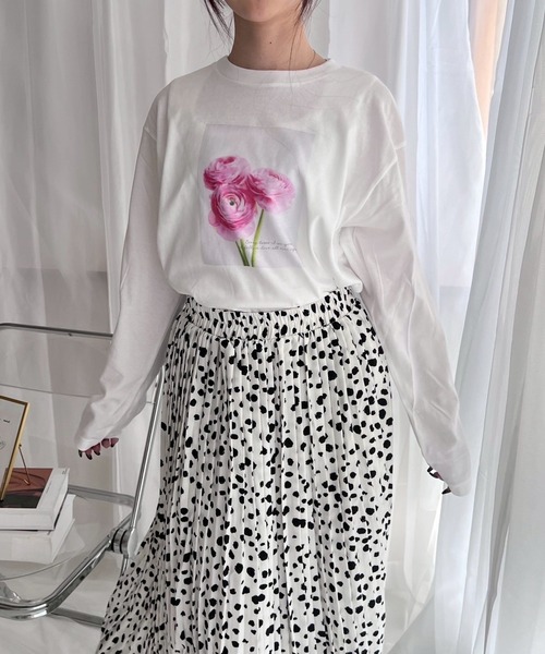 etta(エタ)の「フラワーロンT/長袖Tシャツ(Tシャツ/カットソー・レディース・B/A・MEDIUM/LARGE)」の2枚目の写真