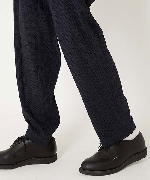 BLUE BLUE JAPAN（ブルーブルージャパン）の「マイヤーレース タックストレートパンツ（その他パンツ・メンズ・ダークネイビー・S/L/XL/M）」の7枚目の写真