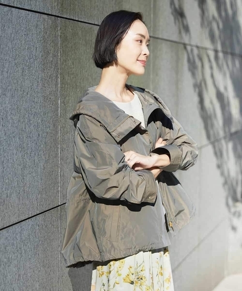 MICHEL KLEIN（ミッシェル・クラン）の「[セットアップ対応]タフタライトブルゾン（ナイロンジャケット・レディース・カーキ/ブラック・38）」の4枚目の写真