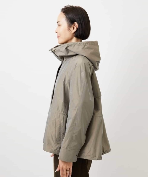 MICHEL KLEIN（ミッシェル・クラン）の「[セットアップ対応]タフタライトブルゾン（ナイロンジャケット・レディース・カーキ/ブラック・38）」の5枚目の写真