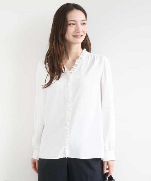 MK MICHEL KLEIN（エムケーミッシェルクラン）の「[洗える]Vネックミニフリルブラウス（シャツ/ブラウス・レディース・ライトブルー/ホワイト・38）」の3枚目の写真