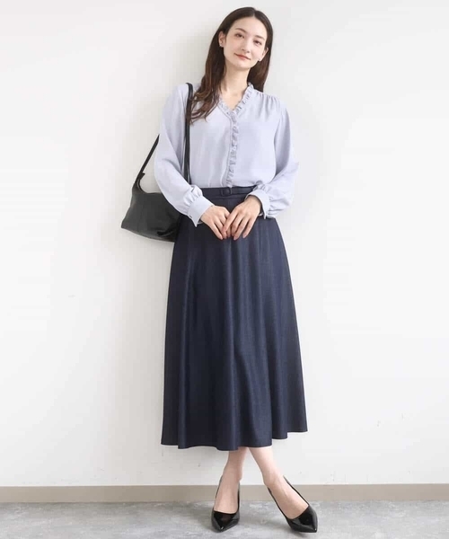 MK MICHEL KLEIN（エムケーミッシェルクラン）の「[洗える]Vネックミニフリルブラウス（シャツ/ブラウス・レディース・ライトブルー/ホワイト・38）」の8枚目の写真