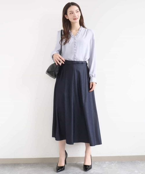 MK MICHEL KLEIN（エムケーミッシェルクラン）の「[洗える]Vネックミニフリルブラウス（シャツ/ブラウス・レディース・ライトブルー/ホワイト・38）」の9枚目の写真