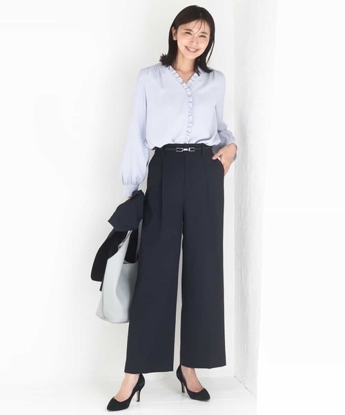 MK MICHEL KLEIN（エムケーミッシェルクラン）の「[洗える]Vネックミニフリルブラウス（シャツ/ブラウス・レディース・ライトブルー/ホワイト・38）」の17枚目の写真