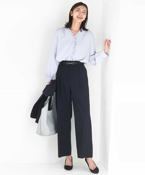 MK MICHEL KLEIN（エムケーミッシェルクラン）の「[洗える]Vネックミニフリルブラウス（シャツ/ブラウス・レディース・ライトブルー/ホワイト・38）」の18枚目の写真