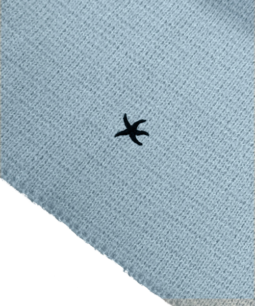 THECOLDESTMOMENT(ザコールデストモーメント)の「TCM mini logo plain muffler (sky blue)(マフラー・レディース・その他・ONE SIZE)」の4枚目の写真