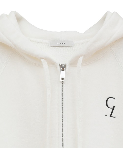 CLANE（クラネ）の「CLANE/クラネ/LOGO COMPACT ZIPUP HOODIE（パーカー・レディース・ブラック/グレー/ホワイト・1）」の6枚目の写真