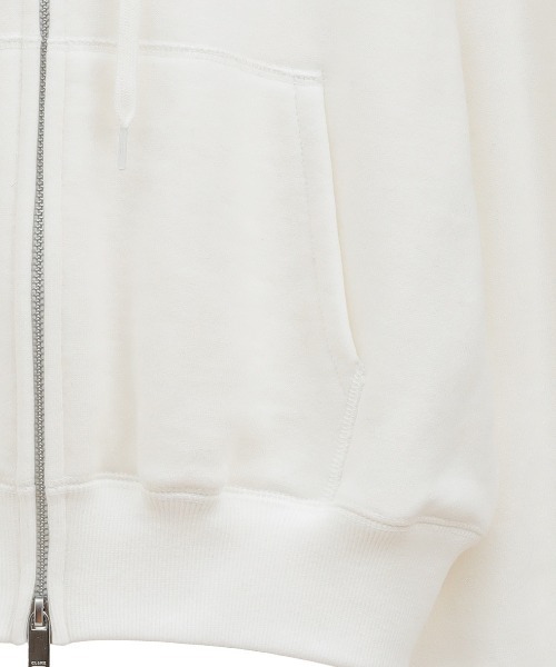 CLANE（クラネ）の「CLANE/クラネ/LOGO COMPACT ZIPUP HOODIE（パーカー・レディース・ブラック/グレー/ホワイト・1）」の9枚目の写真