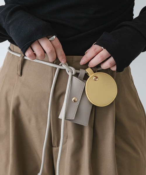 SENSE OF PLACE by URBAN RESEARCH(センスオブプレイスバイアーバンリサーチ)の「コンビカラーポーチツキベルト(ベルト・レディース・ブラック/ベージュ/ブラウン・ONE)」の13枚目の写真