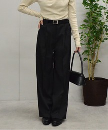 タックストレートスラックス